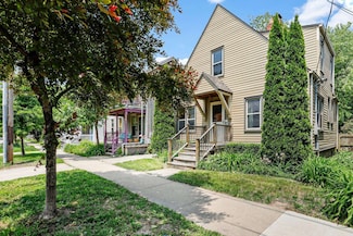 113 N Ingersoll St, Madison, WI 53703