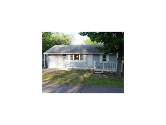 21 Hostetter St, Buckner, MO 64016