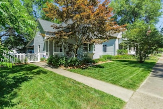 307 Mill St, Saint Jacob, IL 62281