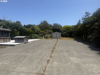 1601 Rhododendron Dr Unit 594, Florence, OR 97439