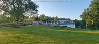 4446 Woodrum Ln, Charleston, WV 25313