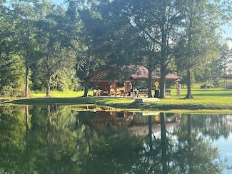 900 Benton Rd, Ochlocknee, GA 31773