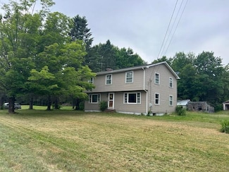 272 Water St, Guilford, ME 04443