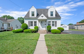 32 Franklin St, Plantsville, CT 06479