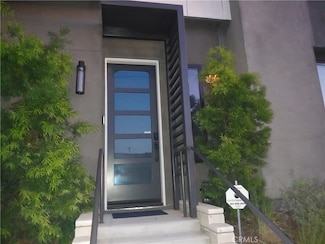 275 W 8th St, San Pedro, CA 90731