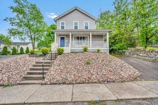 515 Keystone Ave, Peckville, PA 18452