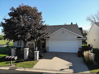 3900 N Wayside Ln, Appleton, WI 54913