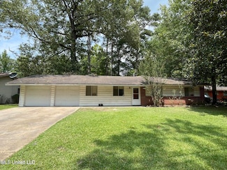 3306 Longwood Dr, Jackson, MS 39212