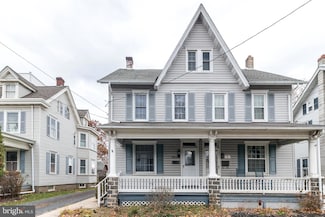 803 W Broad St, Quakertown, PA 18951