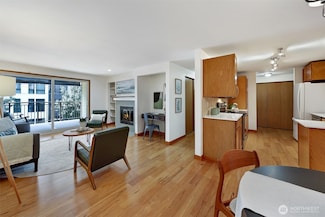 8720 Phinney Ave N Unit 12, Seattle, WA 98103