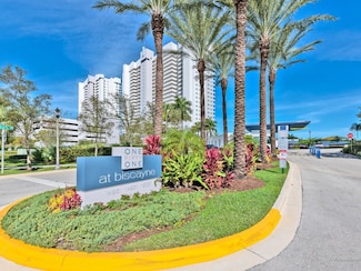 15051 Royal Oaks Ln Unit 906, North Miami, FL 33181