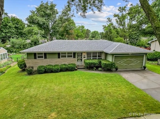426 James Ct, Algonquin, IL 60102