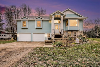 9777 Lambs Rd, Wales, MI 48027