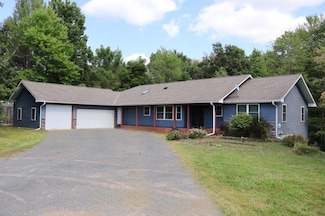 2113 80th St, Somerset, WI 54025