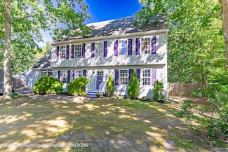 9 Oak Leaf Dr, Waretown, NJ 08758