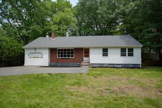 208 Winn St, Burlington, MA 01803