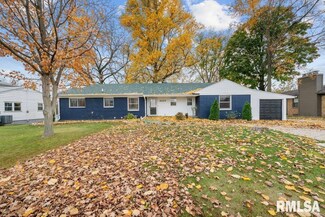 3123 E Kimberly Rd, Davenport, IA 52807