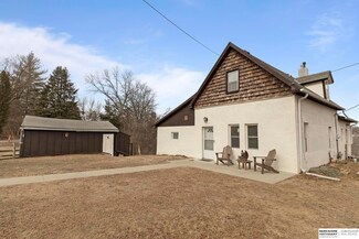 1102 Avenue B, Plattsmouth, NE 68048