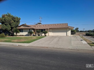 6105 Burke Way, Bakersfield, CA 93309