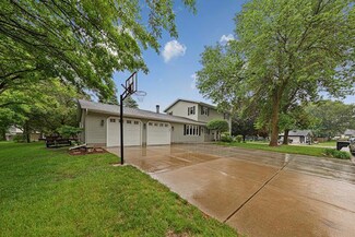 1525 21st Ave NW, Faribault, MN 55021