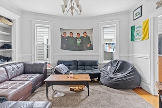 225 L St Unit 2, Boston, MA 02127