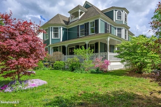 38 Taconic Ave, Lenox, MA 01240