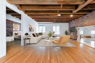 102 Commercial St Unit 4, Boston, MA 02109