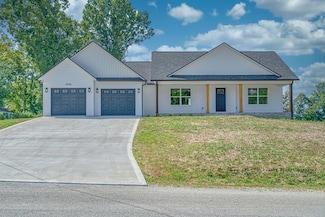 1918 Goolsby Ln, Cookeville, TN 38506