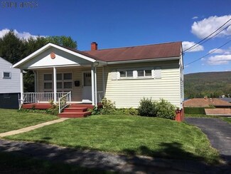1980 Mount View Dr, Johnstown, PA 15905