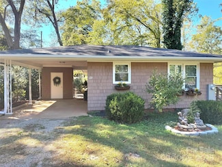 128 Applewood Ln, Spartanburg, SC 29307