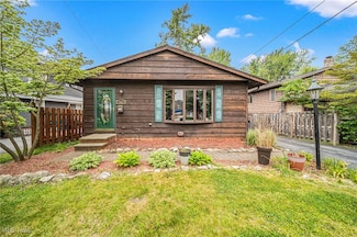 5460 Coronada Dr, Mentor On the Lake, OH 44060