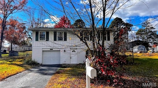 609 Vitry Dr, Ballwin, MO 63011