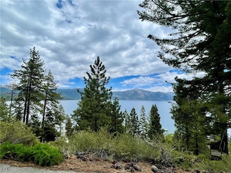 285 Gonowabie Rd, Crystal Bay, NV 89402