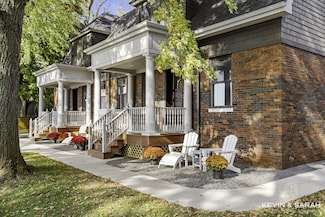 103 N Pier St, Saint Joseph, MI 49085