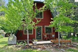 11 Hackney Ln, Sandpoint, ID 83864