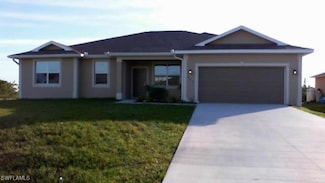 802 Felix Ave N, Lehigh Acres, FL 33971