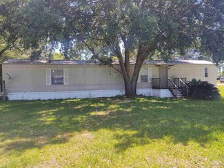 5589 Sunkist Cir, Pace, FL 32571