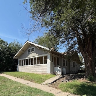 410 W 4th St, Larned, KS 67550