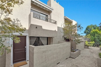 14634 Magnolia Blvd Unit 4, Sherman Oaks, CA 91403