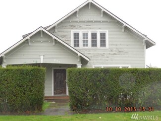 825 2nd St, Hoquiam, WA 98550