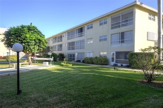 1951 NE 39th St Unit 360, Lighthouse Point, FL 33064