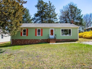10421 Claybar Trail, North Chesterfield, VA 23236