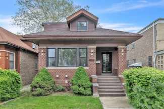 8127 S Jeffery Blvd, Chicago, IL 60617
