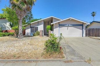 9402 Mira Del Rio Dr, Sacramento, CA 95827