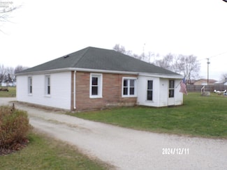 464 Maple St, Helena, OH 43435