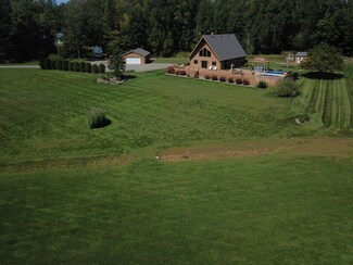 211 Waterville Rd, Belfast, ME 04915