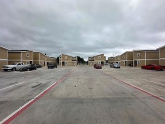 46 E Washington Dr, San Angelo, TX 76903
