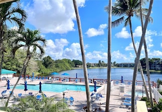2141 SW 93rd Way Unit 704, Davie, FL 33324
