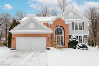 649 Continental Dr, Northfield, OH 44067
