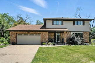 3255 Quail Ridge Rd, Bettendorf, IA 52722